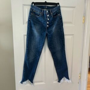 GAP True Skinny Frayed Cropped Jeans